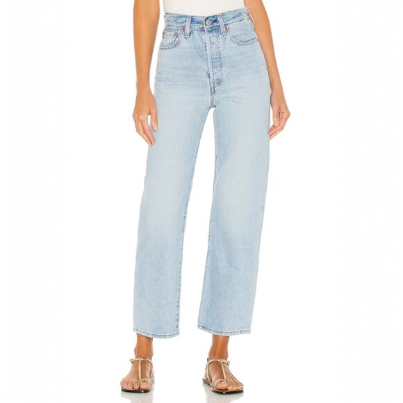 Levi's Premium Denim Ribcage Straight Ankle in Middle Road Size 30 NWT